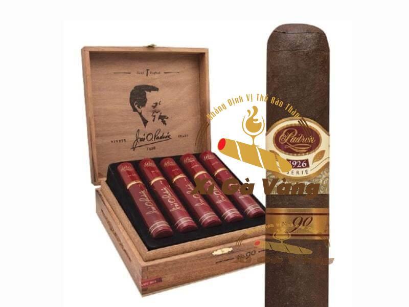Padron Serie 1926 No 90 Tubos ra dịp sinh nhật thứ 90 của Jose Orlando Padron